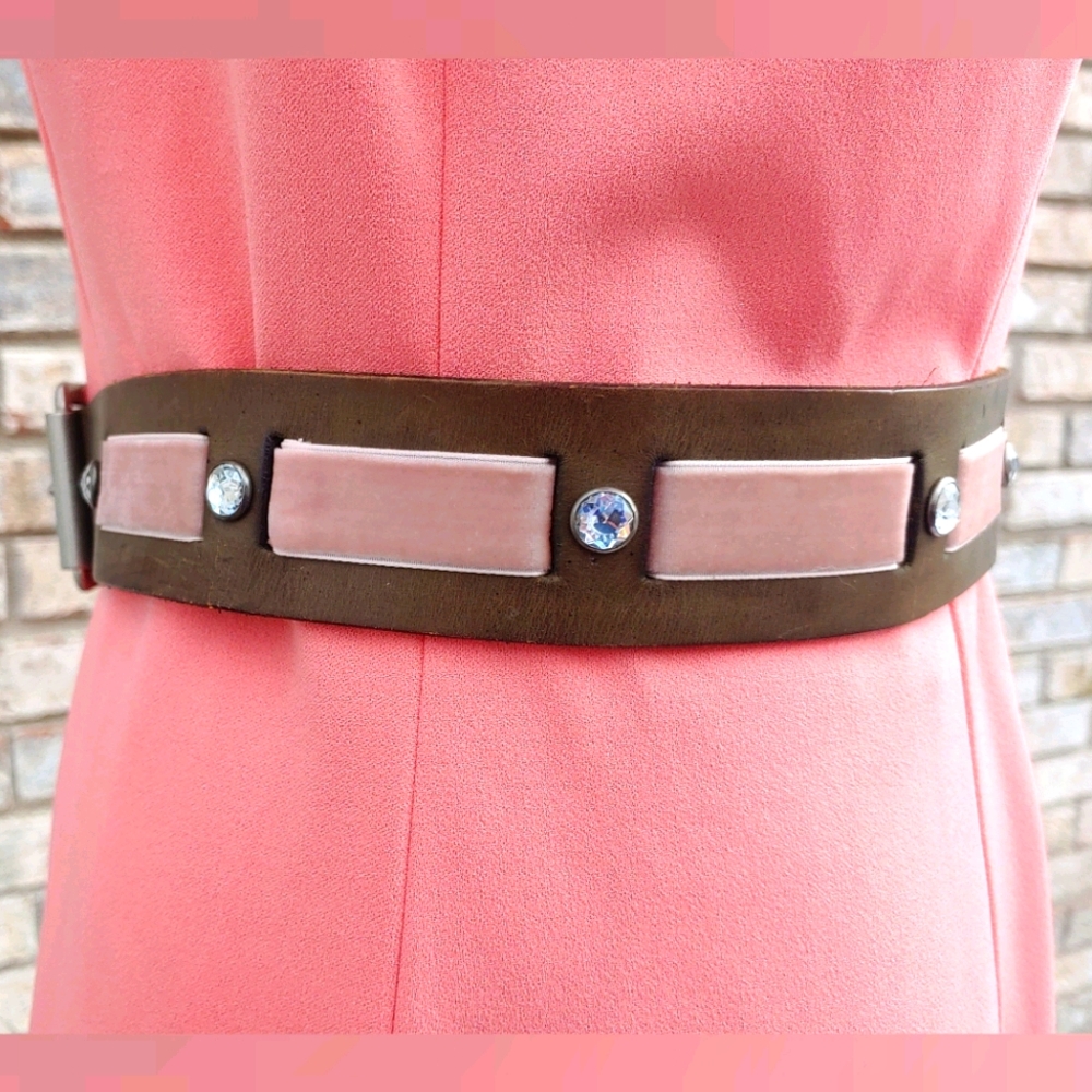 ✨Handmade✨ Brown Leather Pink Velvet Belt 30-32" XS - Picture 4 of 4